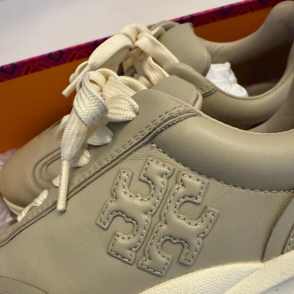 Tory Burch Women's Good Luck Trainer in Fossil Stone, Leather - Picture 2 of 4